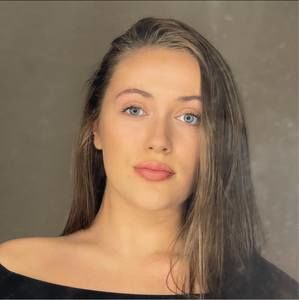 Meet your Posher, Gabrielle